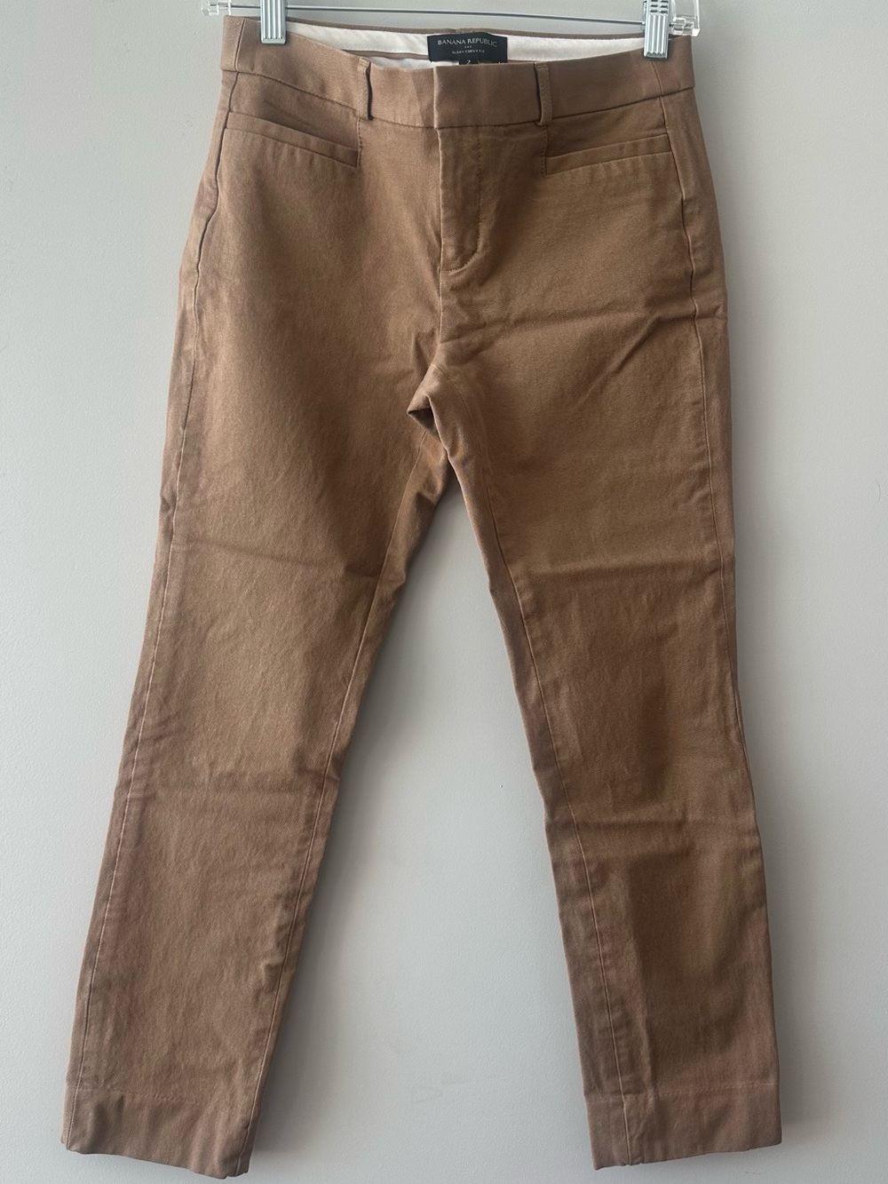 Banana Republic Women’s Tan Chino Pants